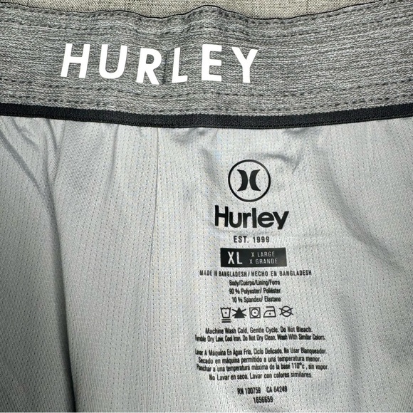 Hurley Volley Swim Shorts Swimming Trunks Board Shorts Blue Stripes XL NWT - Picture 10 of 10